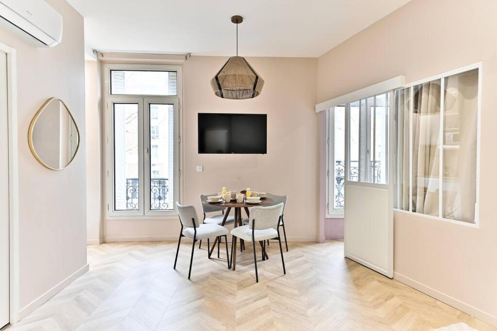 Appartement Proche Parc Monceau - III ปารีส ภายนอก รูปภาพ